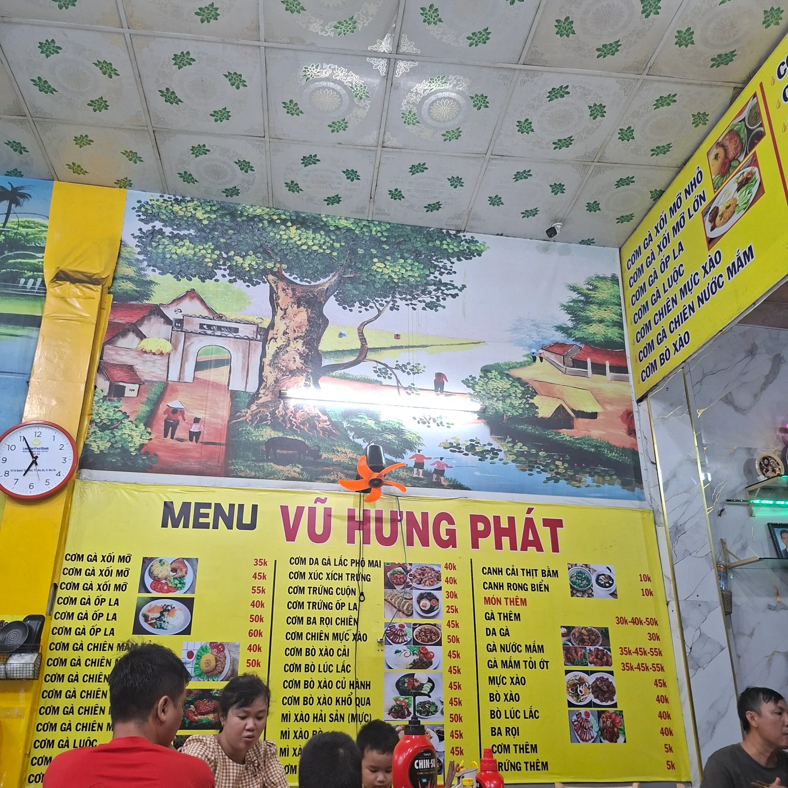 Quán cơm Vũ Hưng Phát